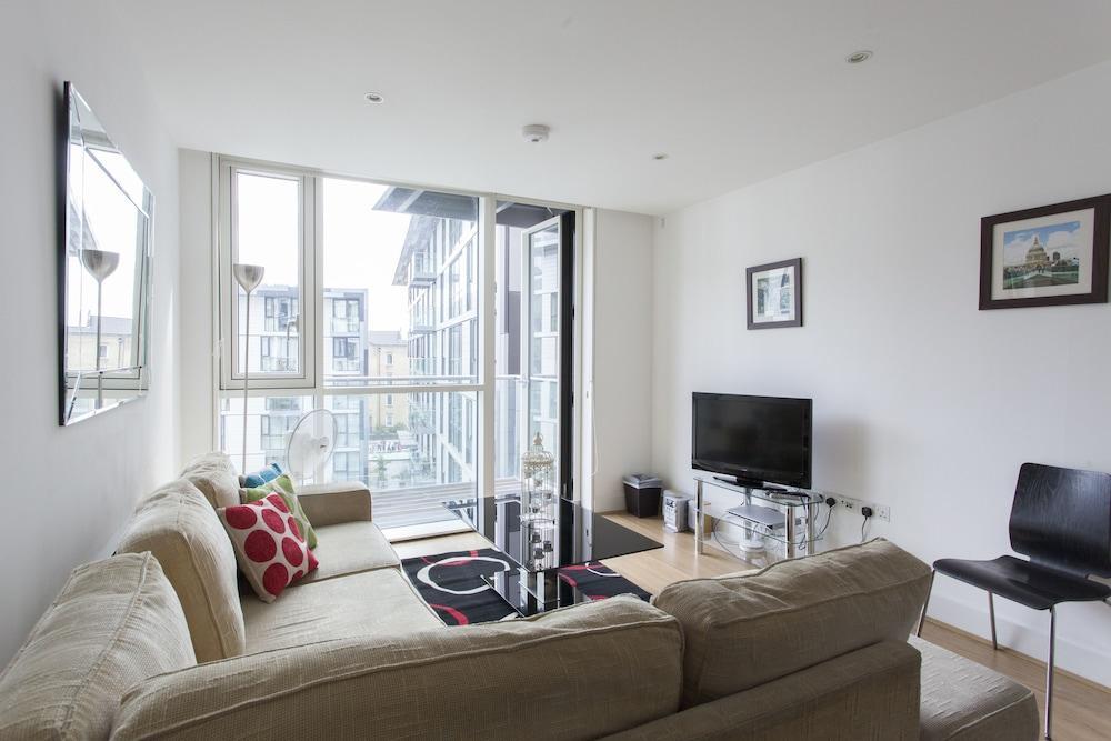 Times Square Serviced Apartments Londres Extérieur photo